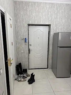 Kirayə verilir 2 otaqlı mənzil 65 m²