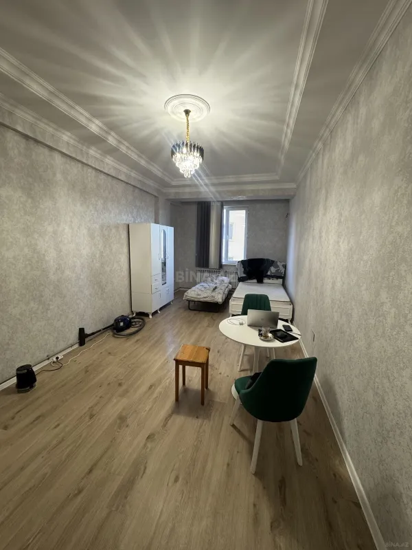 Kirayə verilir 2 otaqlı mənzil 65 m²