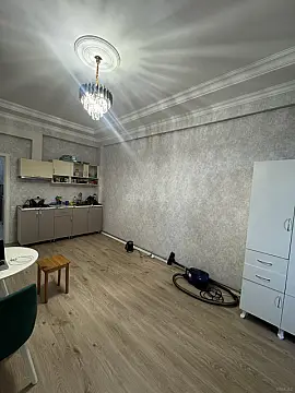 Kirayə verilir 2 otaqlı mənzil 65 m²