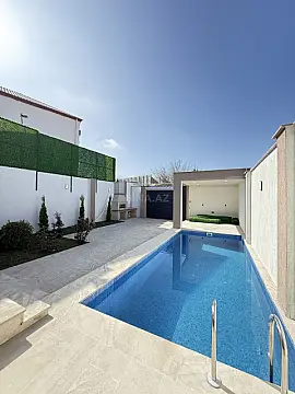 Satılır 4 otaqlı həyət evi 150 m²