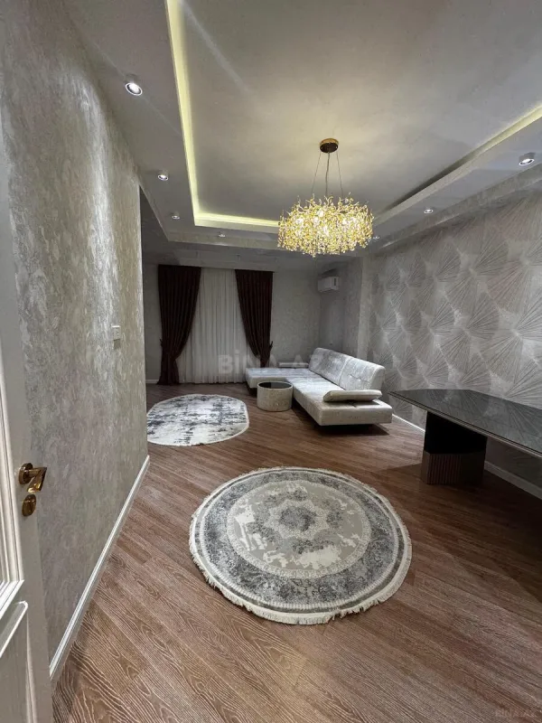 Kirayə verilir 3 otaqlı mənzil 91 m²