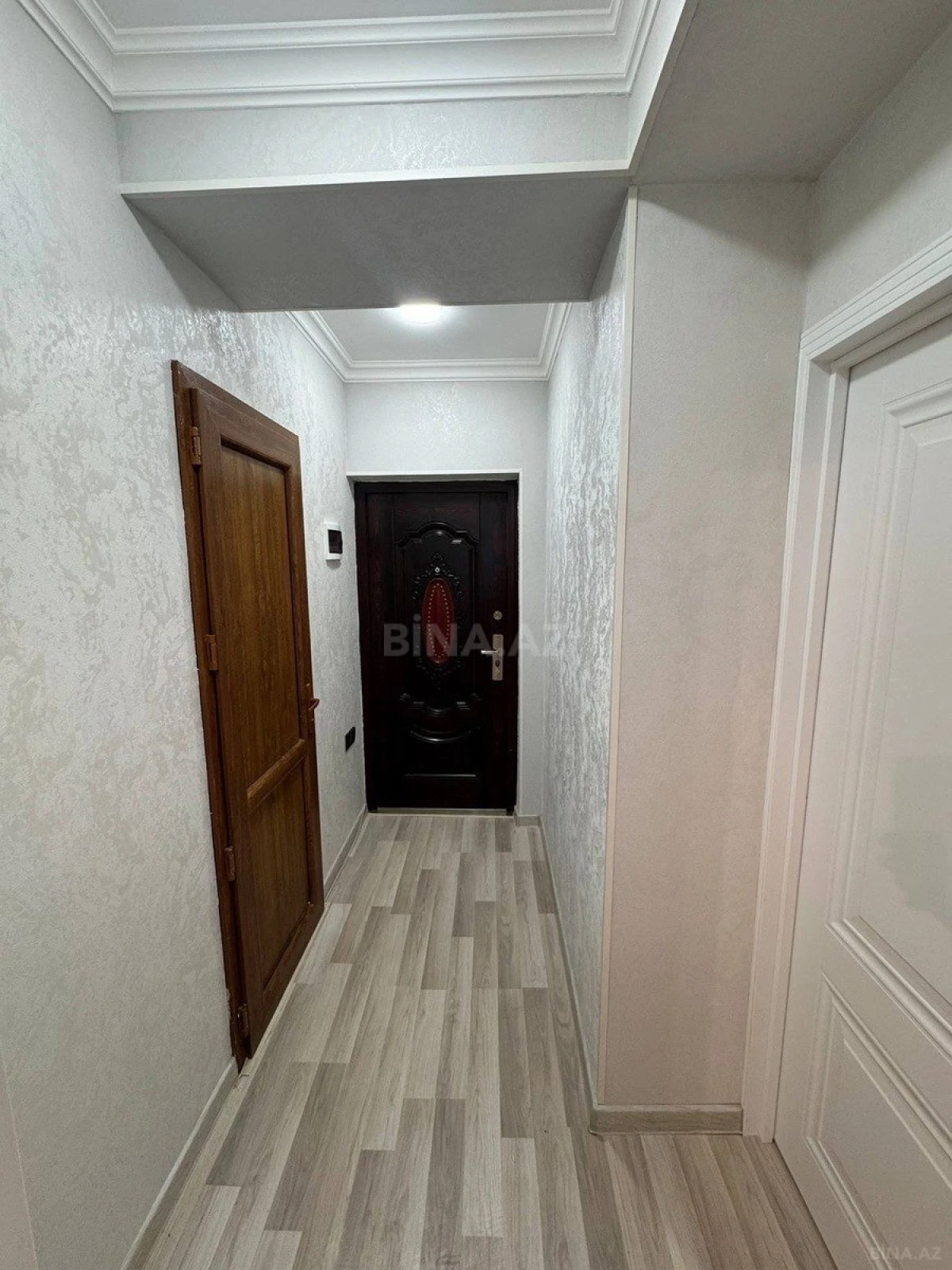 Satılır 2 otaqlı mənzil 42 m²