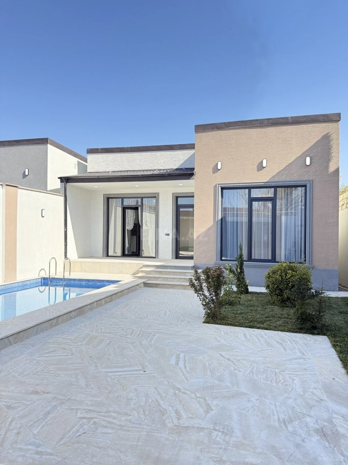 Satılır 4 otaqlı həyət evi 150 m²