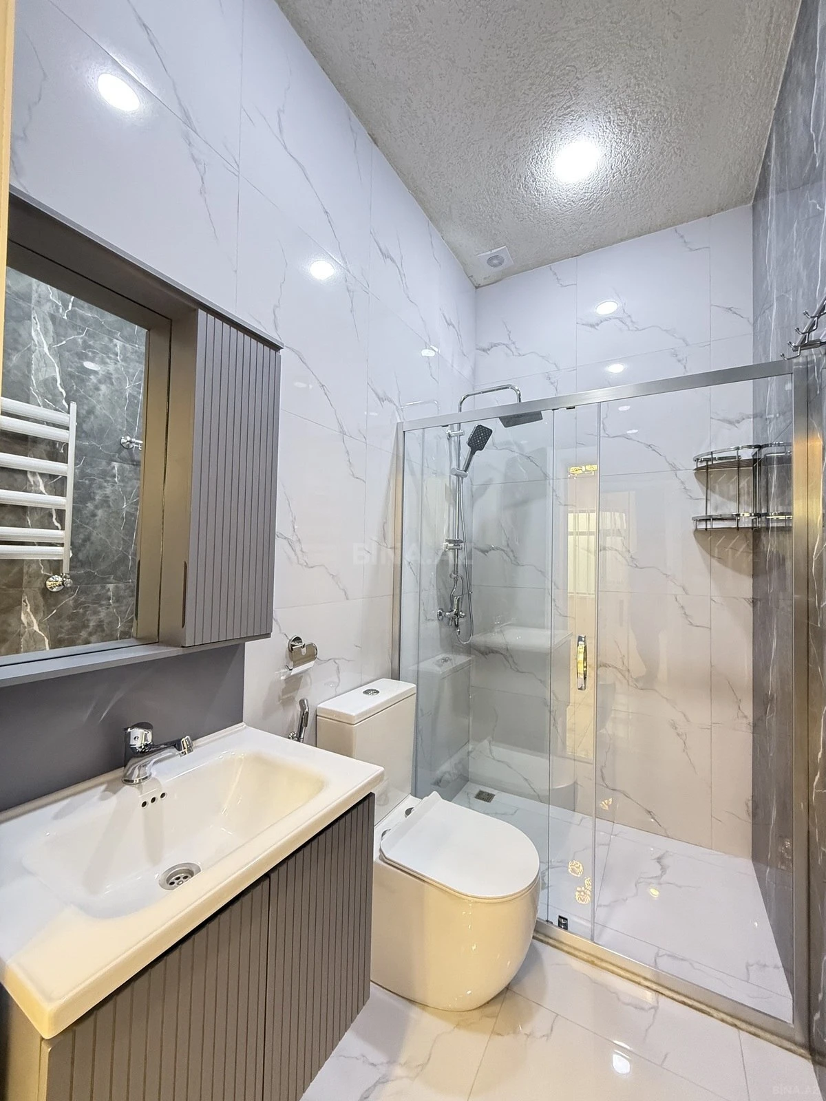 Satılır 4 otaqlı həyət evi 150 m²