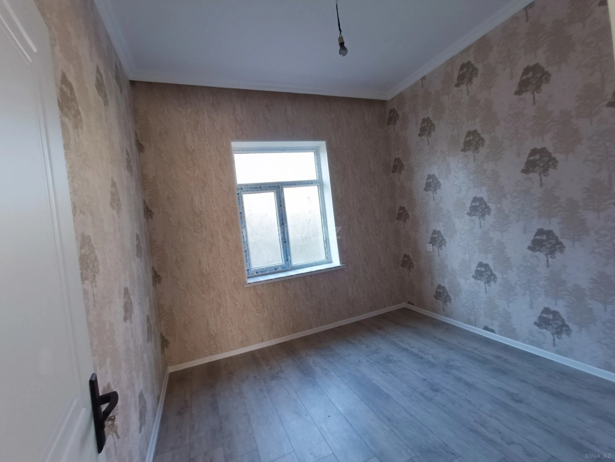 Satılır 5 otaqlı həyət evi 150 m²