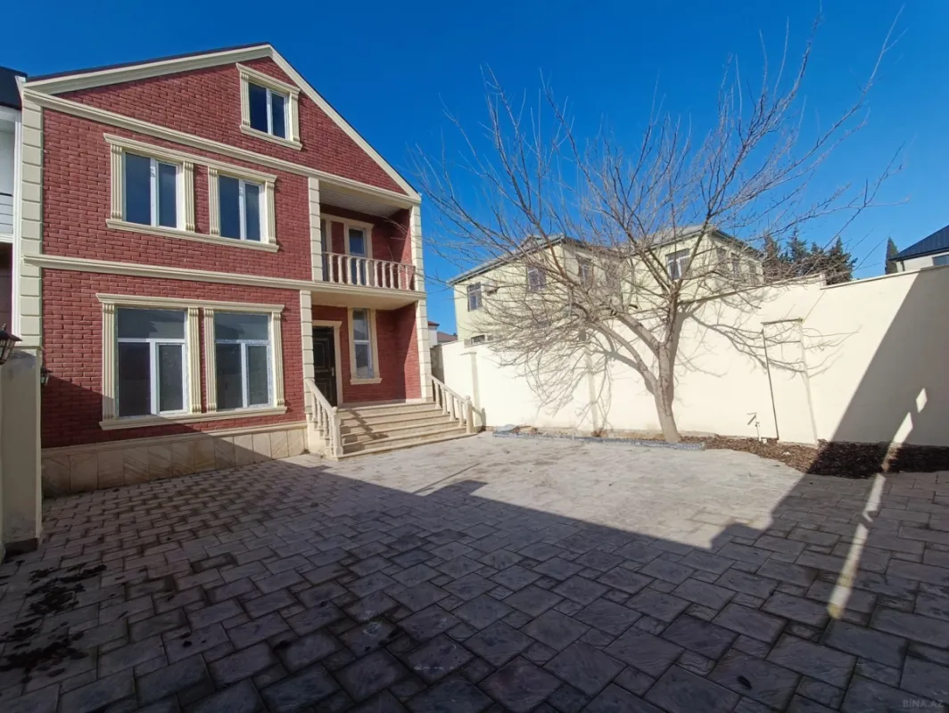 Satılır 5 otaqlı həyət evi 150 m²