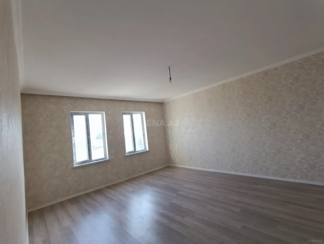 Satılır 5 otaqlı həyət evi 150 m²