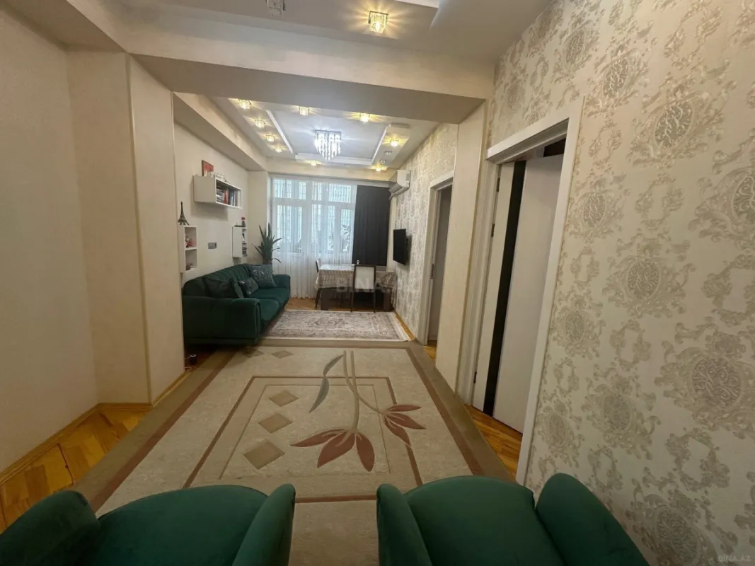 Satılır 3 otaqlı mənzil 72 m²