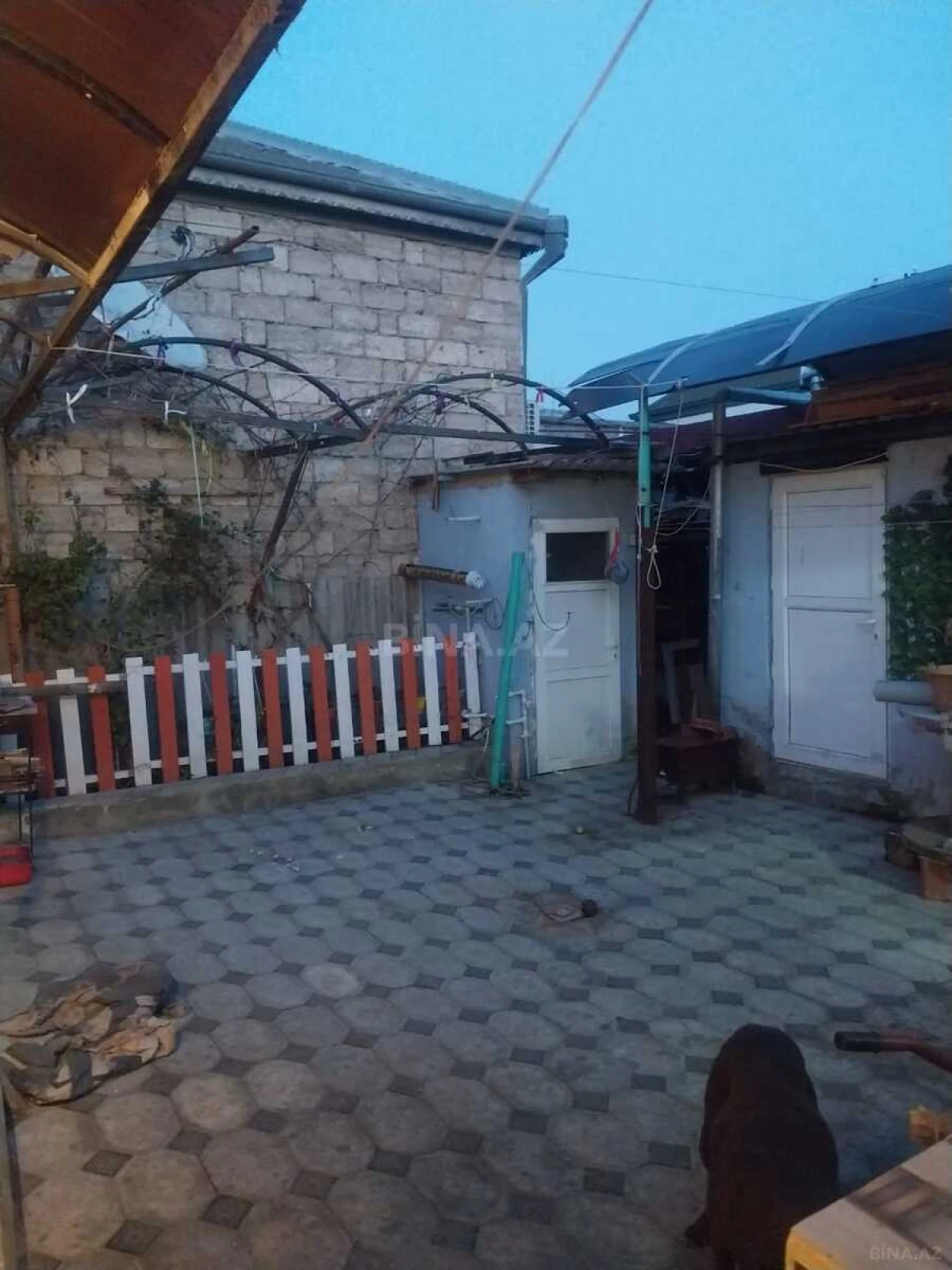 Satılır 4 otaqlı həyət evi 100 m²