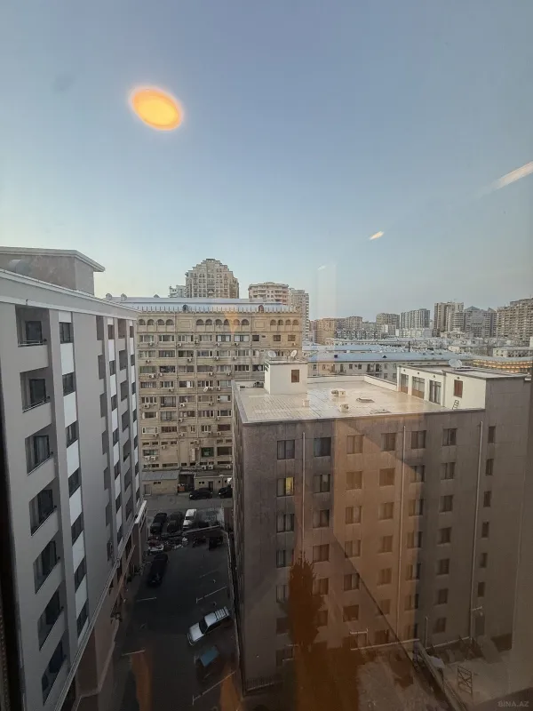 Kirayə verilir 4 otaqlı mənzil 220 m²