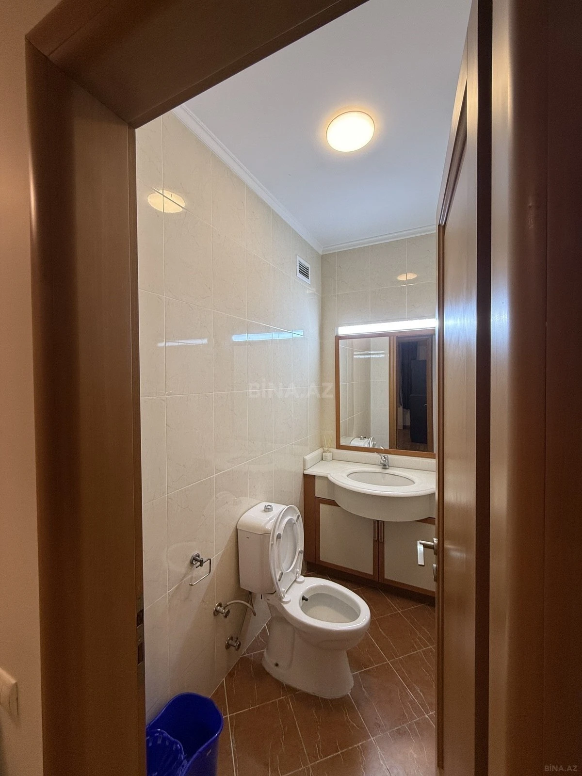 Kirayə verilir 4 otaqlı mənzil 220 m²