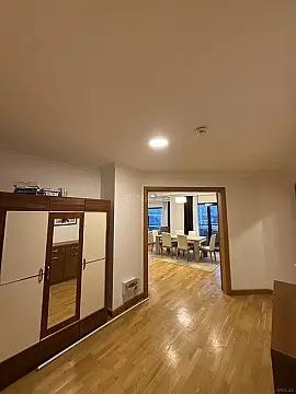 Kirayə verilir 4 otaqlı mənzil 220 m²