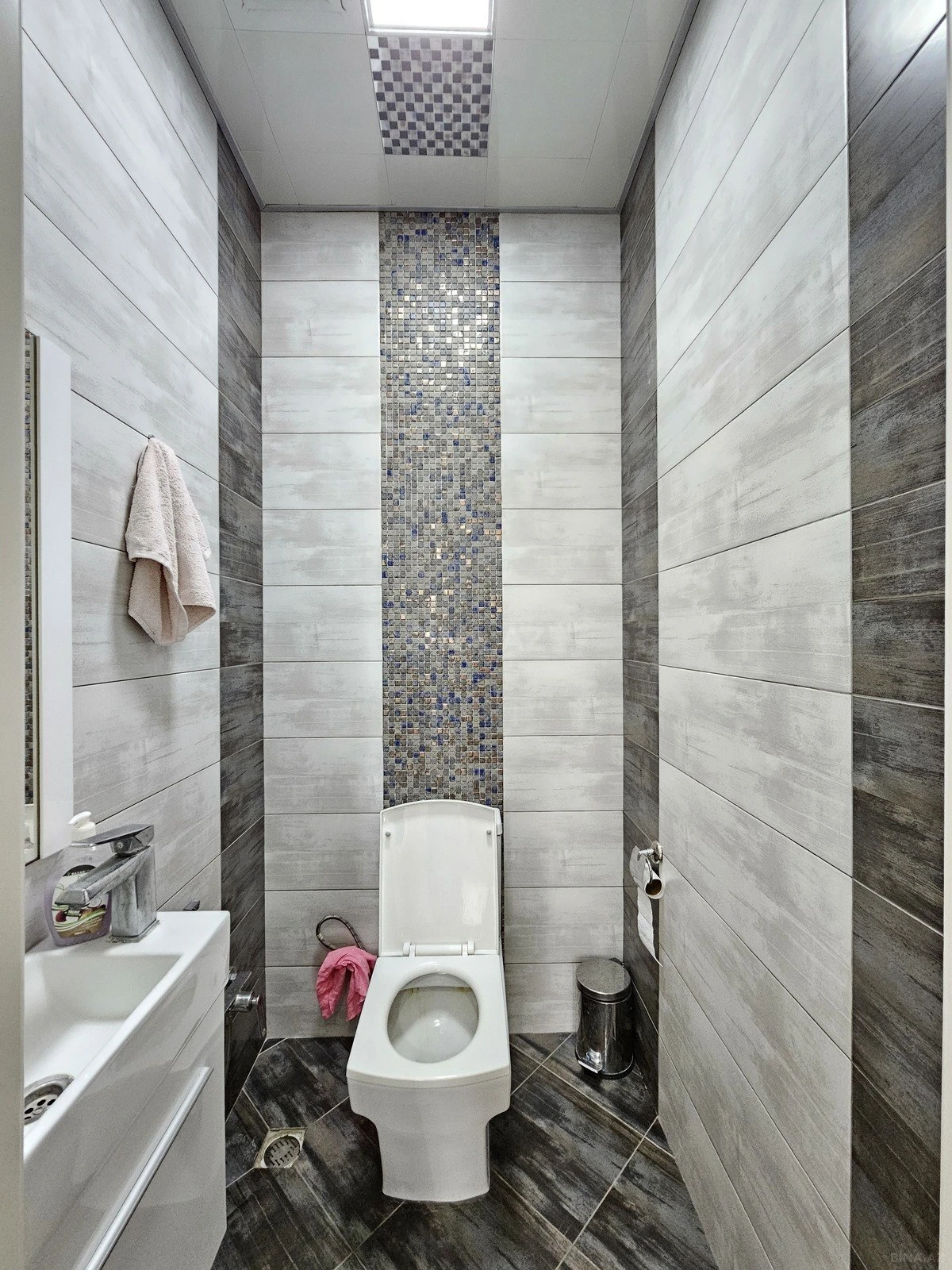 Satılır 5 otaqlı həyət evi 350 m²