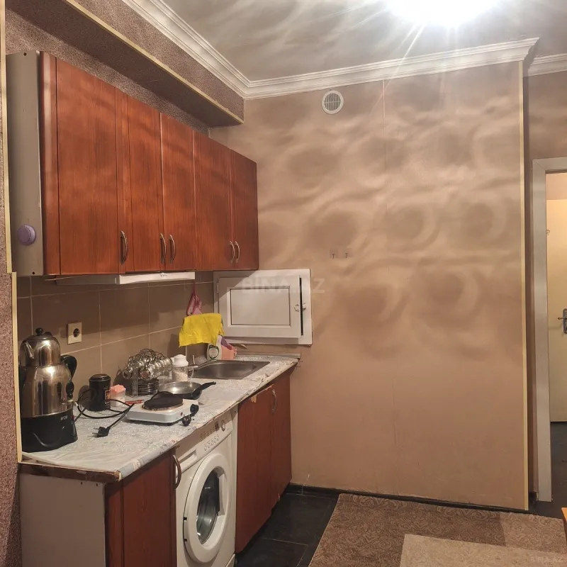 Satılır 1 otaqlı mənzil 38 m²