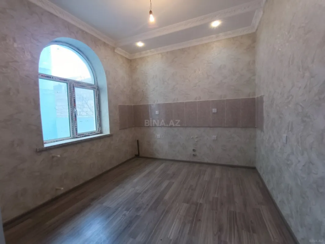 Satılır 4 otaqlı həyət evi 118 m²