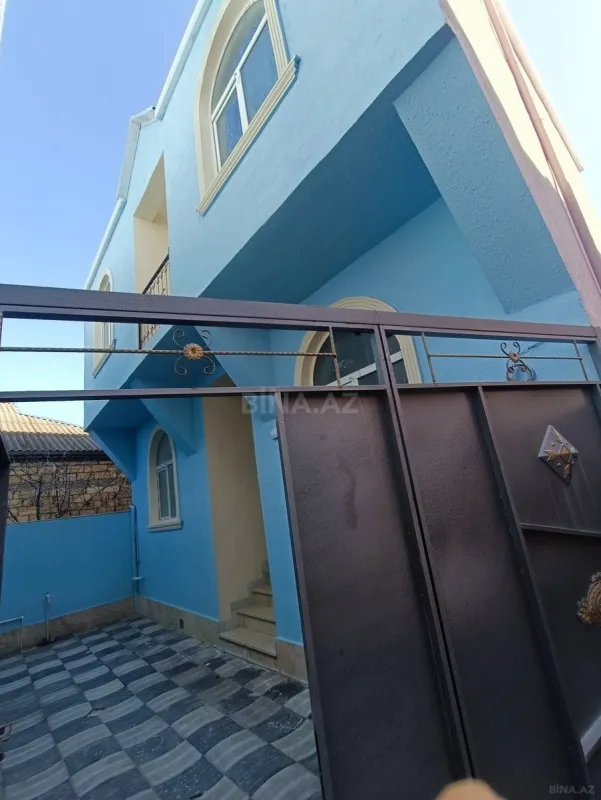 Satılır 4 otaqlı həyət evi 118 m²