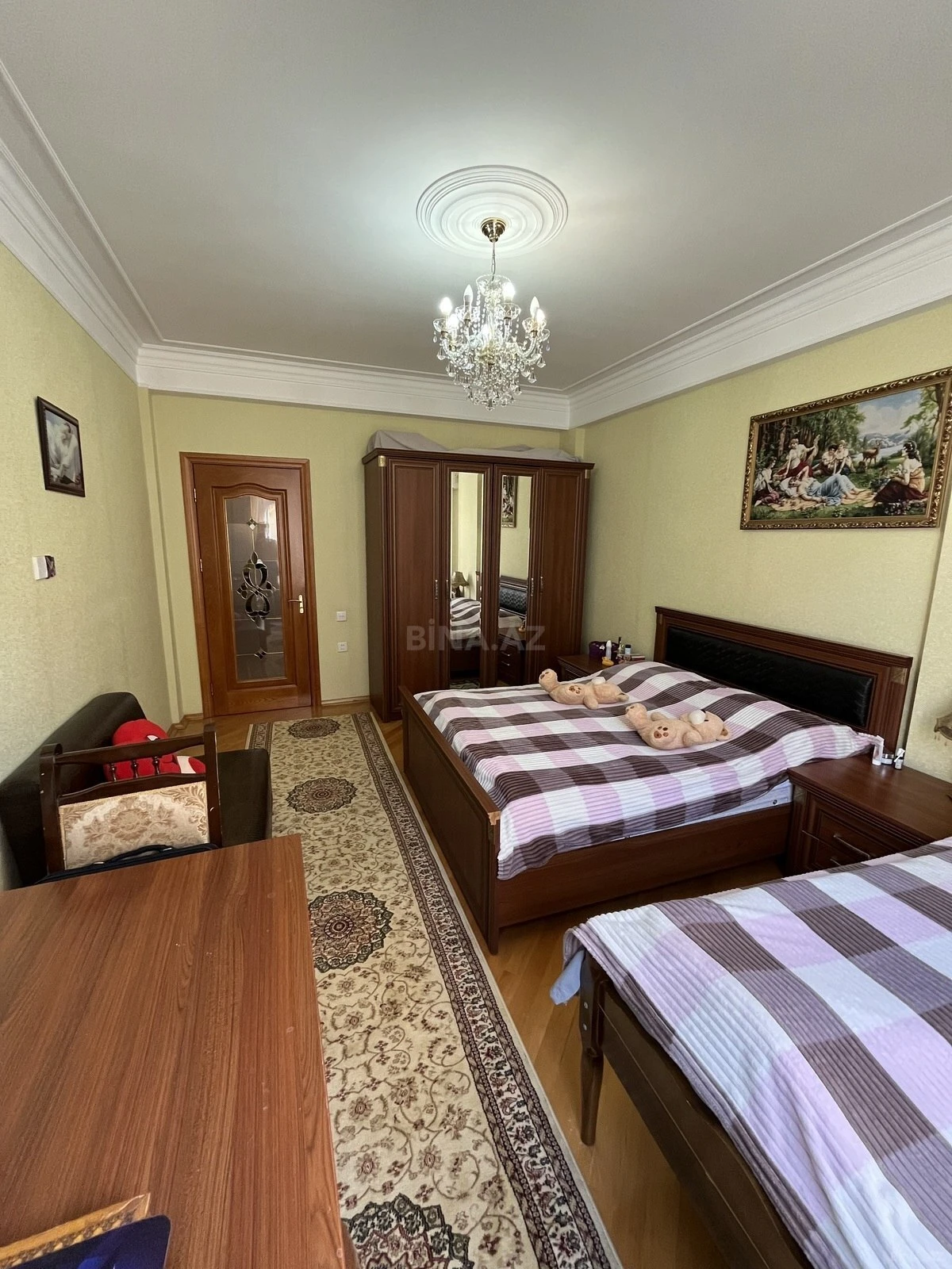 Satılır 3 otaqlı mənzil 122.7 m²