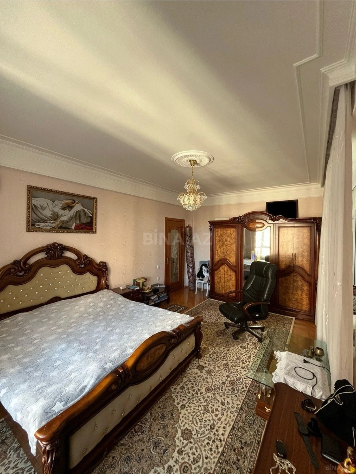 Satılır 3 otaqlı mənzil 122.7 m²