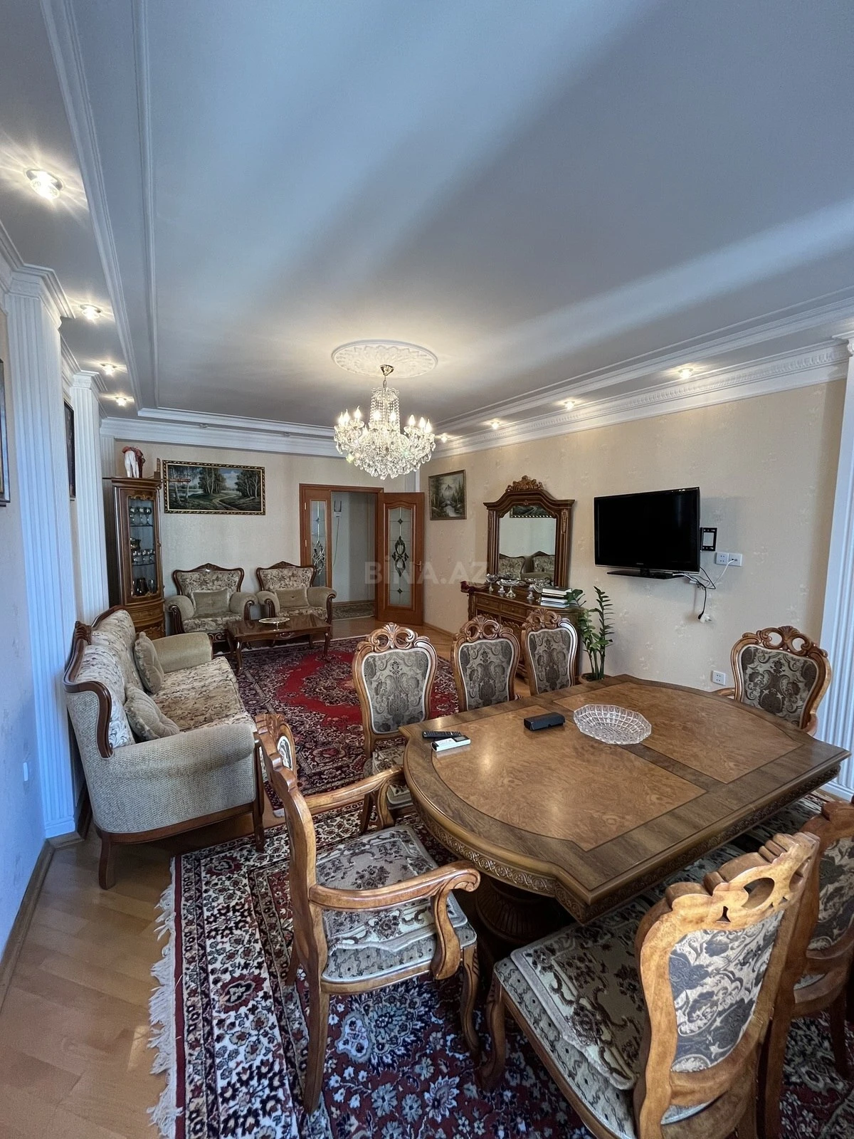 Satılır 3 otaqlı mənzil 122.7 m²