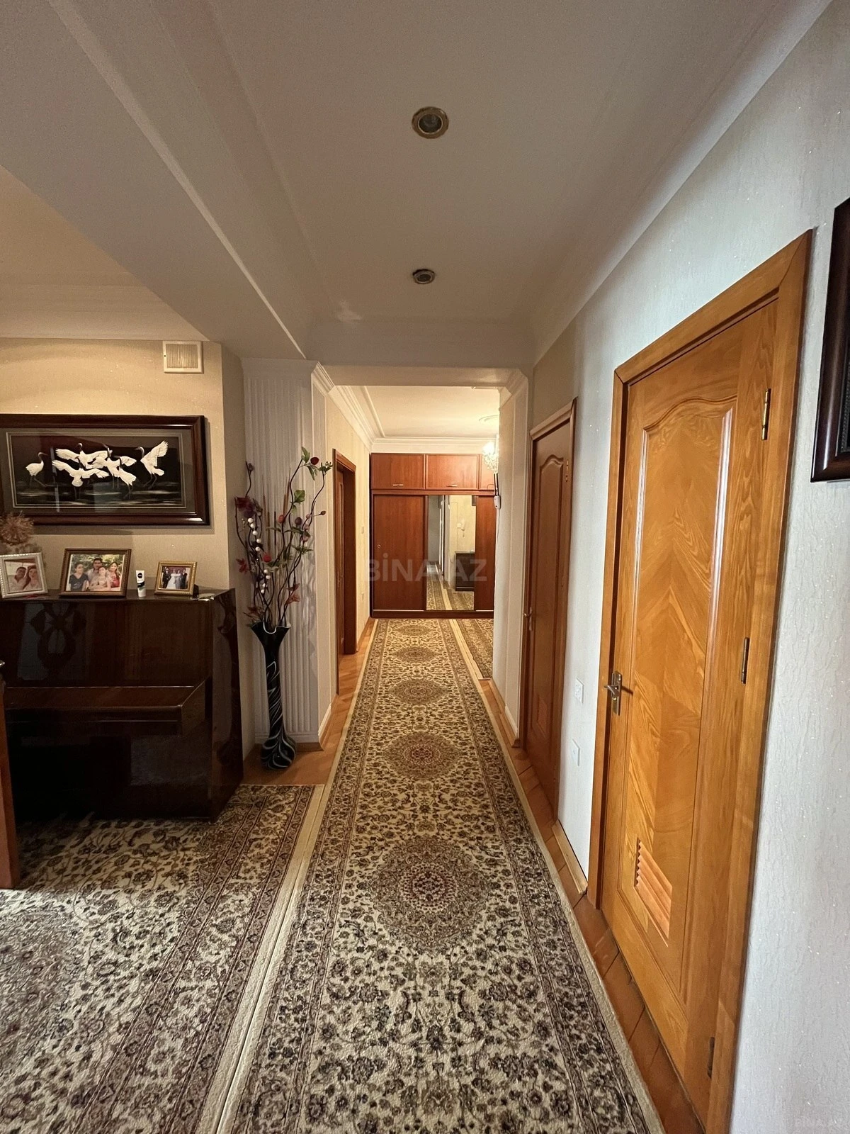 Satılır 3 otaqlı mənzil 122.7 m²