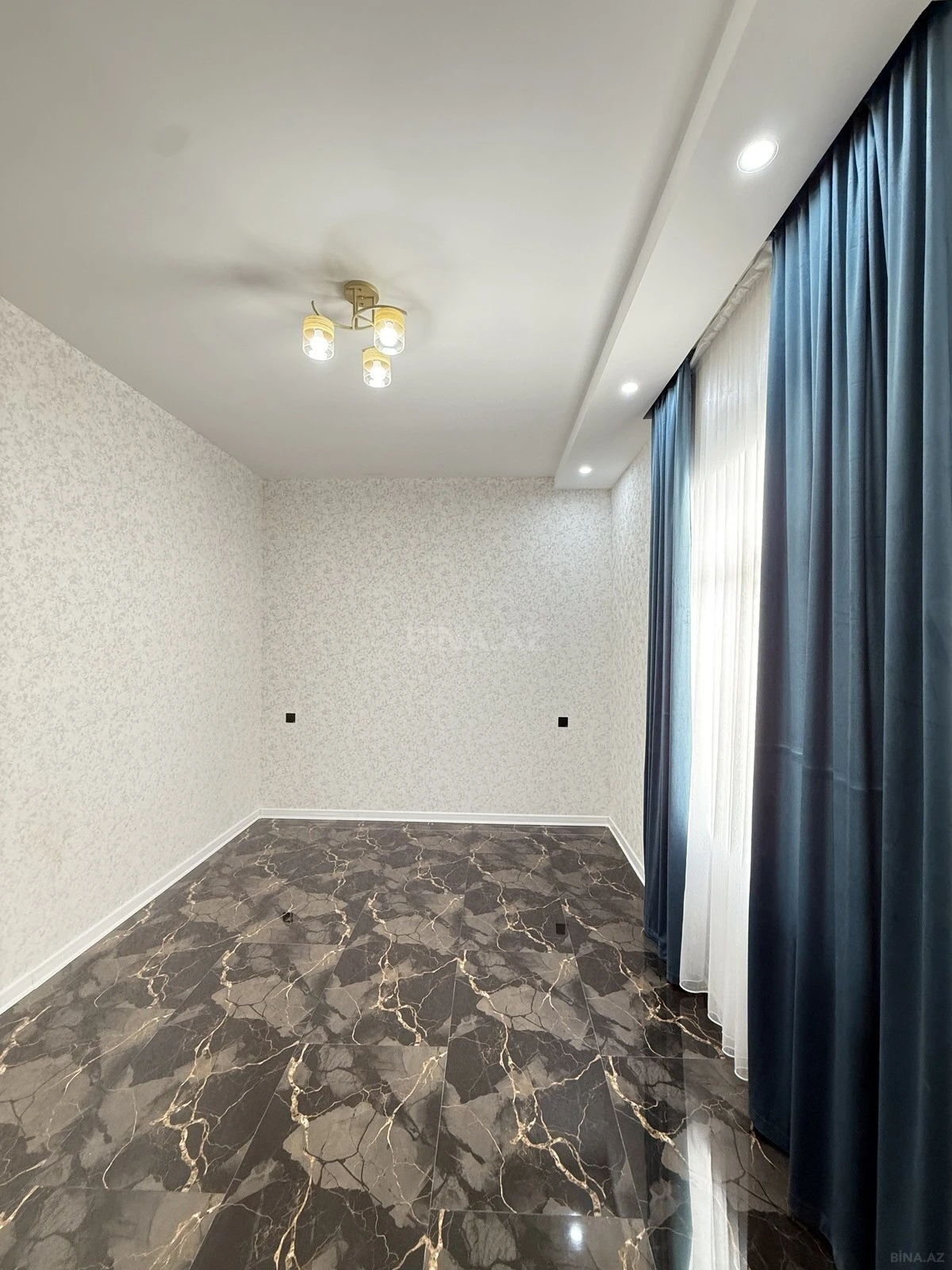Satılır 4 otaqlı həyət evi 150 m²