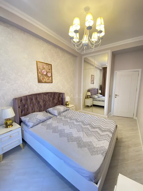 Satılır 3 otaqlı mənzil 100 m²