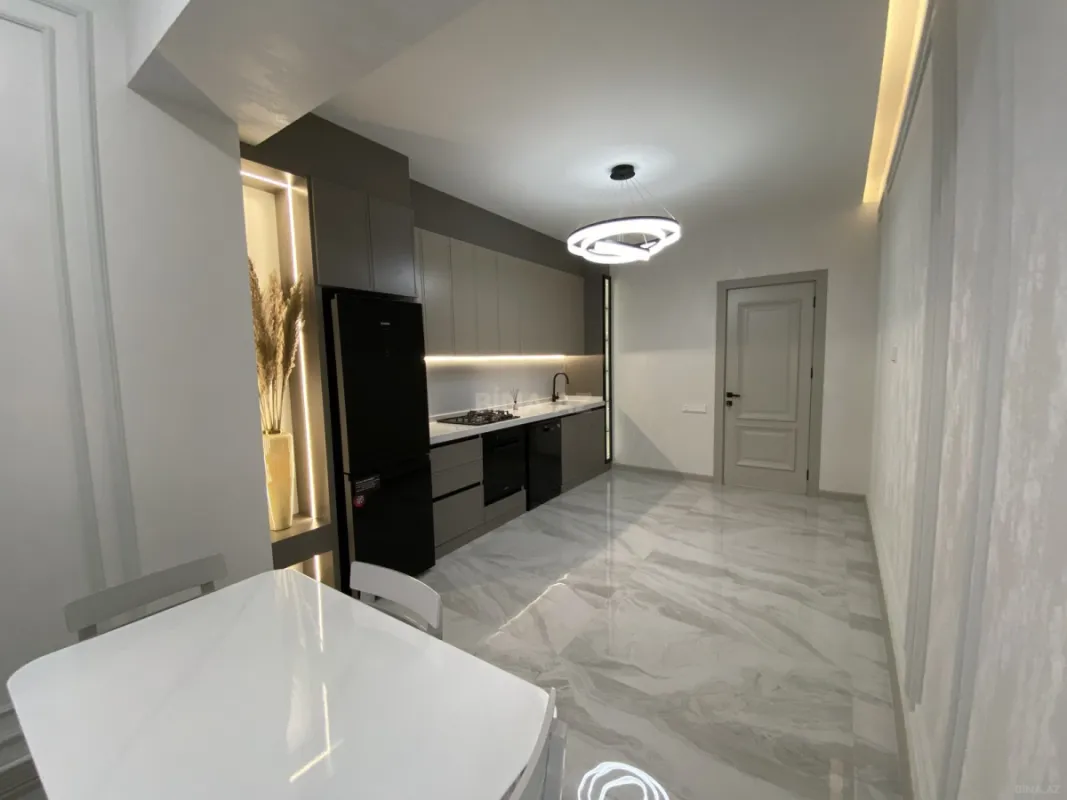 Satılır 3 otaqlı mənzil 100 m²