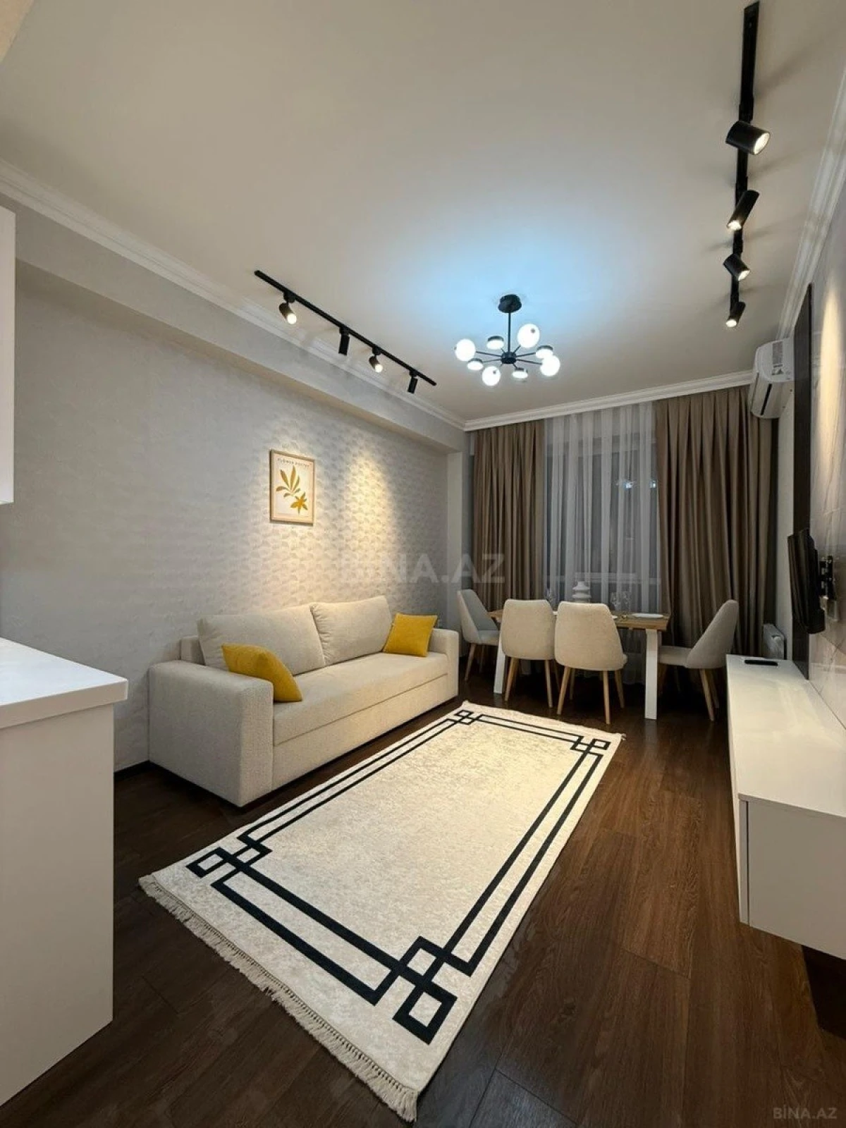 Satılır 3 otaqlı mənzil 100 m²