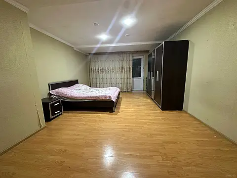 Kirayə verilir 3 otaqlı mənzil 75 m²