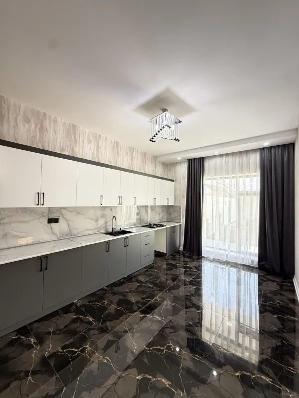 Satılır 4 otaqlı həyət evi 150 m²