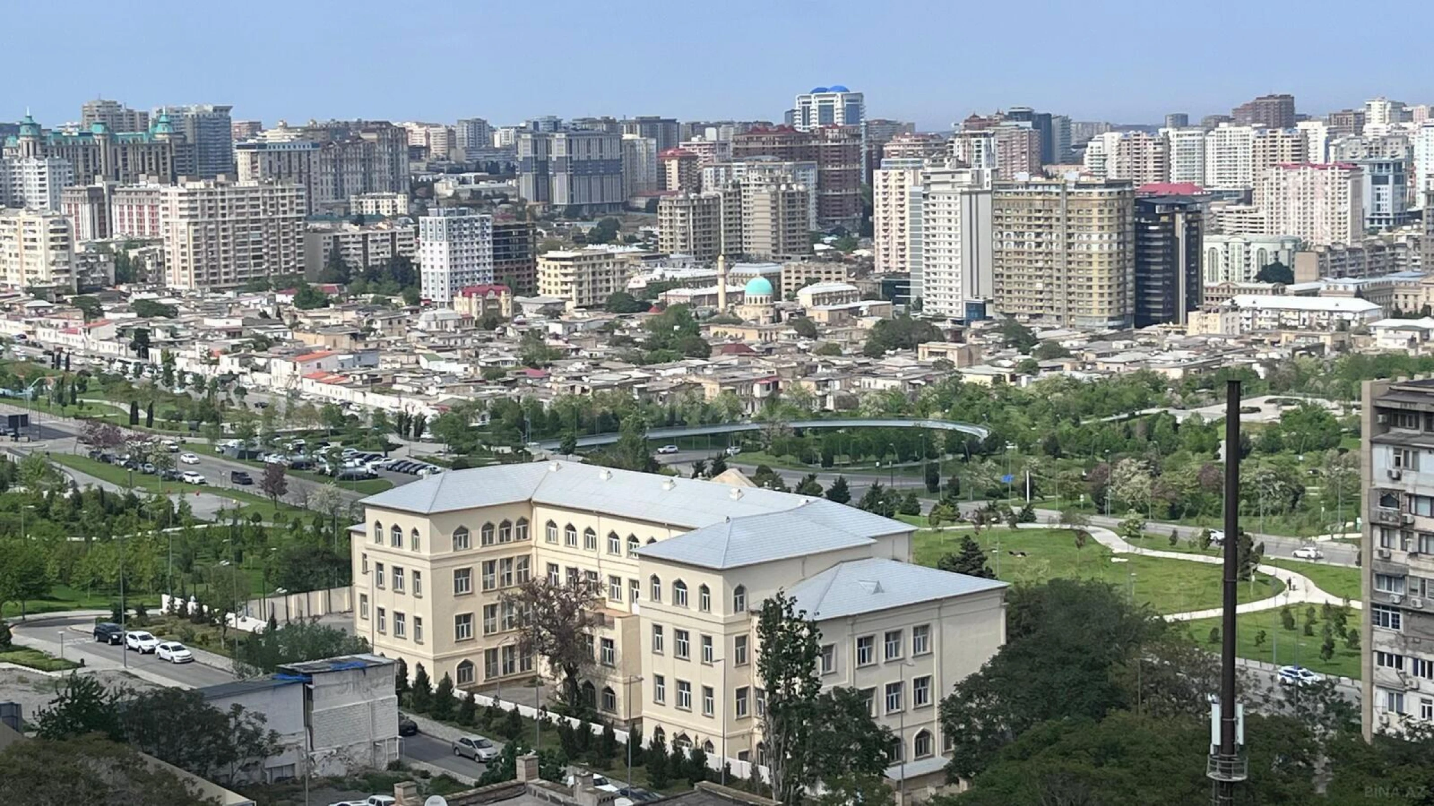 Satılır 2 otaqlı mənzil 90 m²