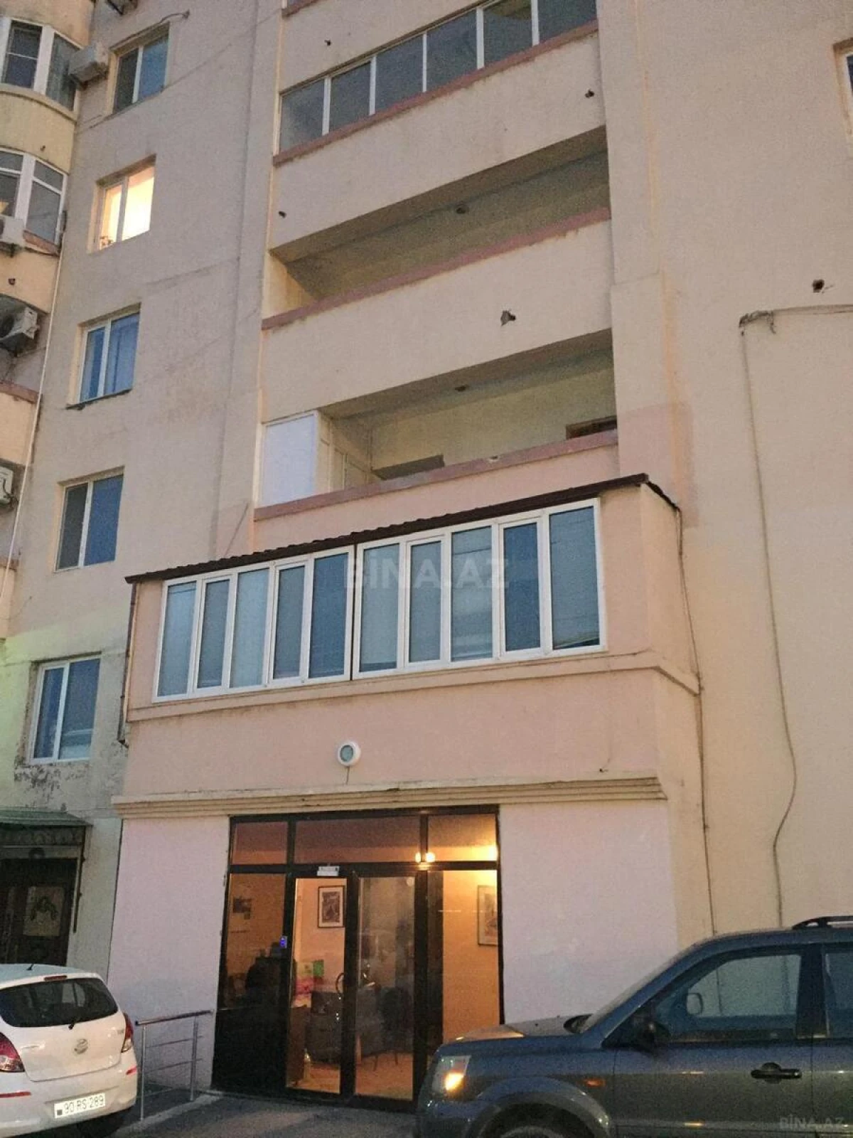Satılır 2 otaqlı mənzil 90 m²