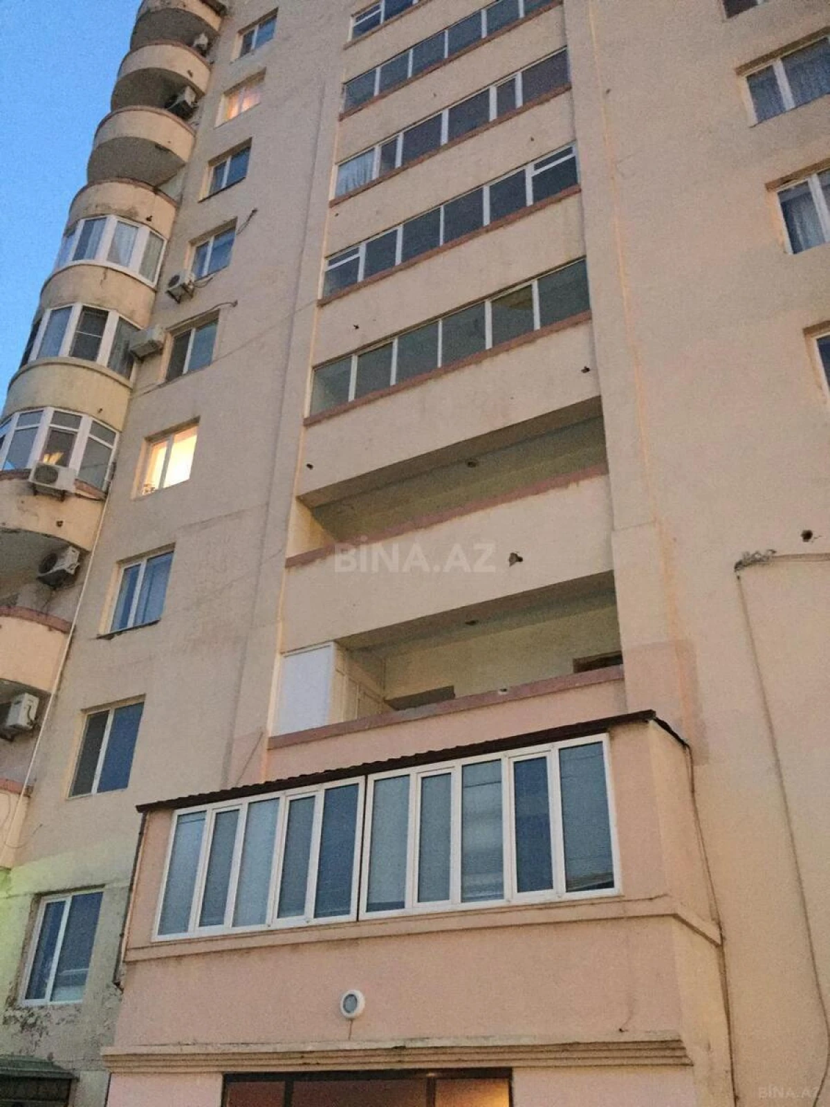 Satılır 2 otaqlı mənzil 90 m²