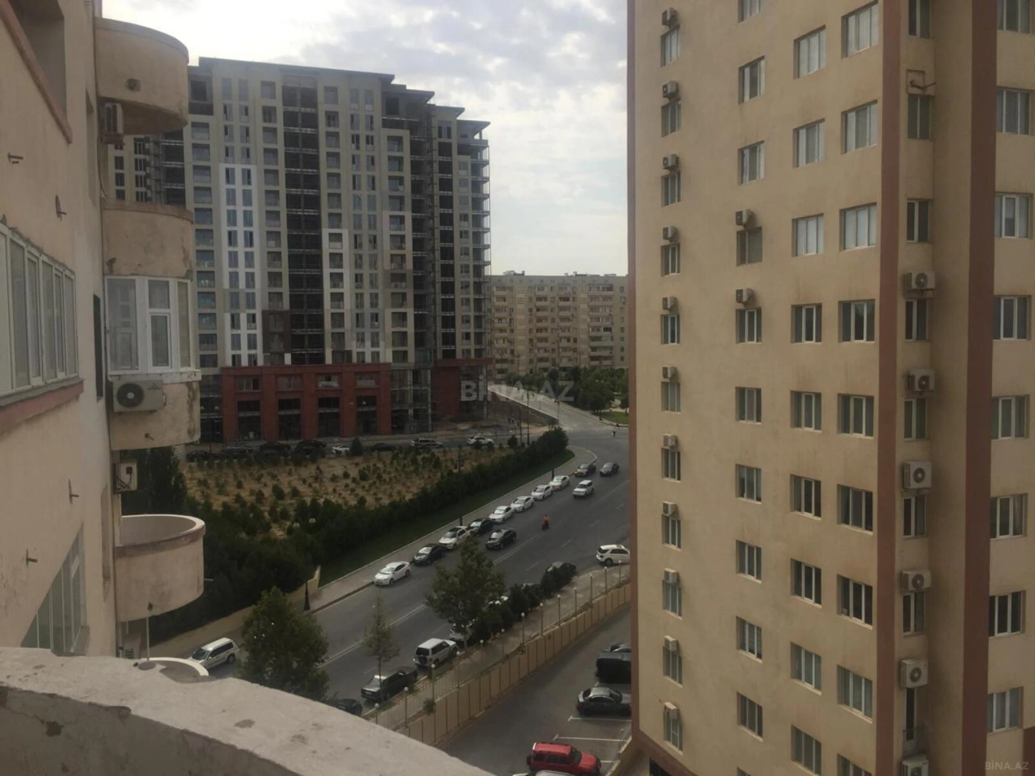 Satılır 2 otaqlı mənzil 90 m²