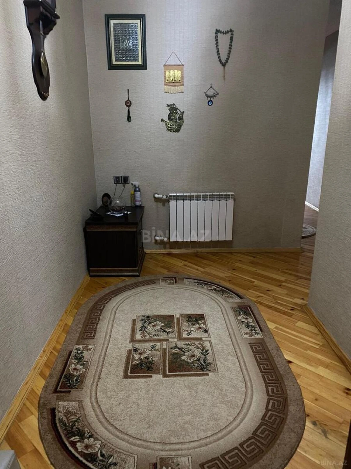 Satılır 3 otaqlı mənzil 105 m²