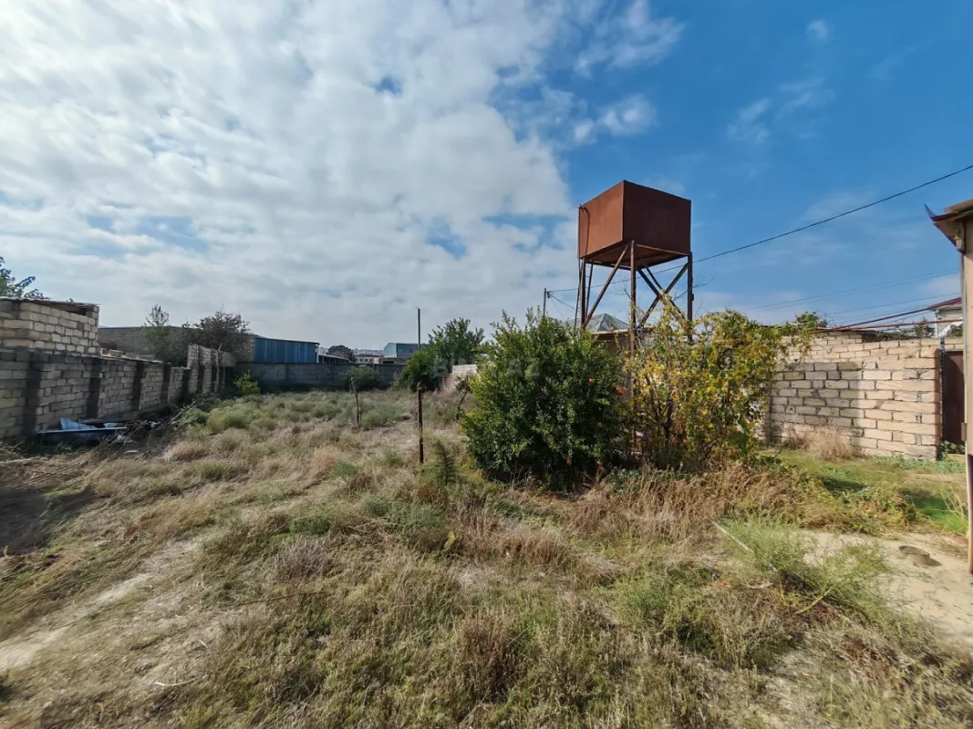 Satılır torpaq sahəsi 10 m²