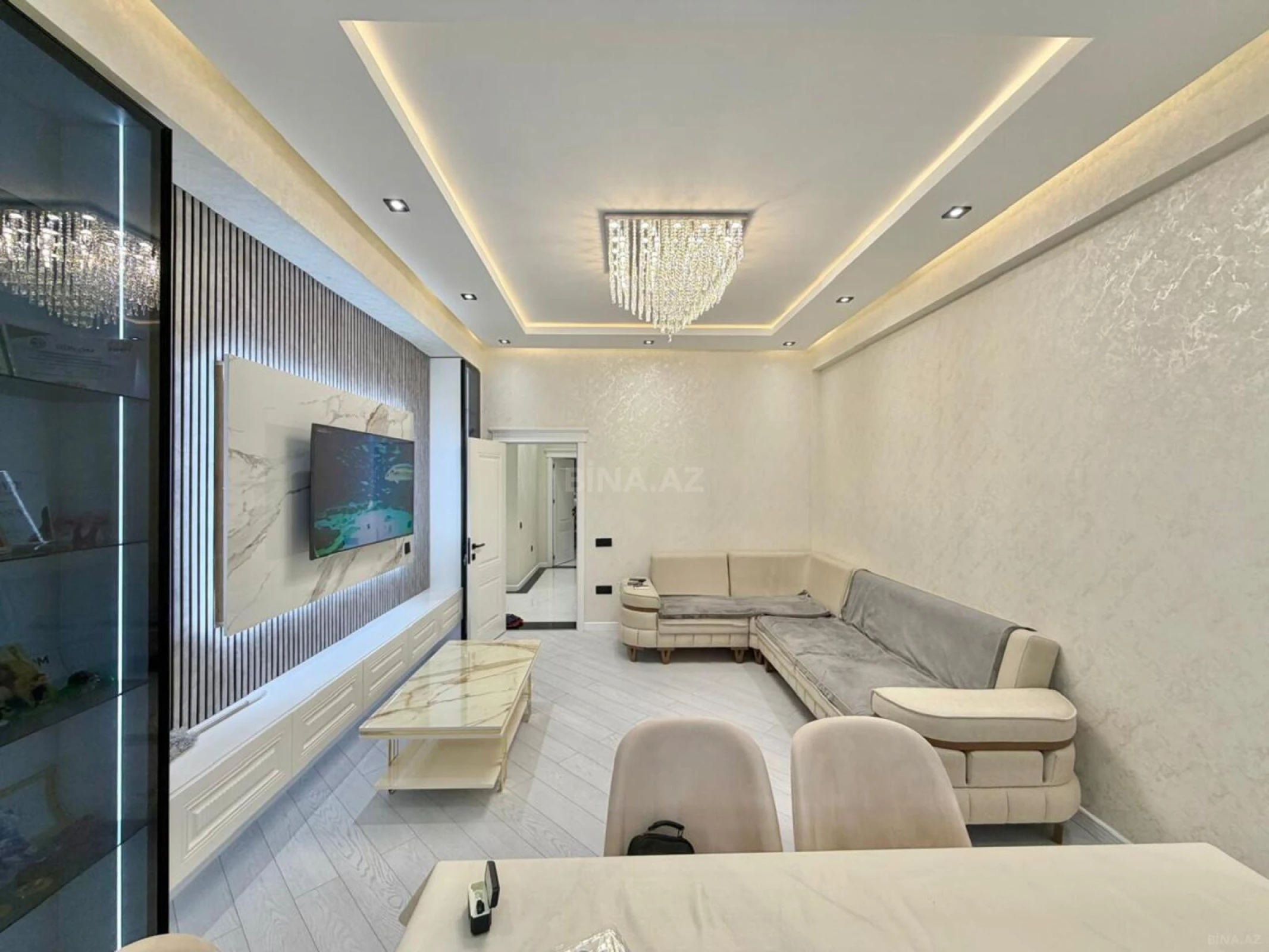 Satılır 2 otaqlı mənzil 85 m²