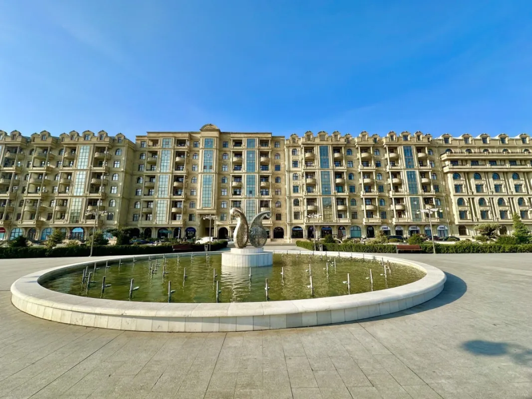 Satılır 2 otaqlı mənzil 85 m²