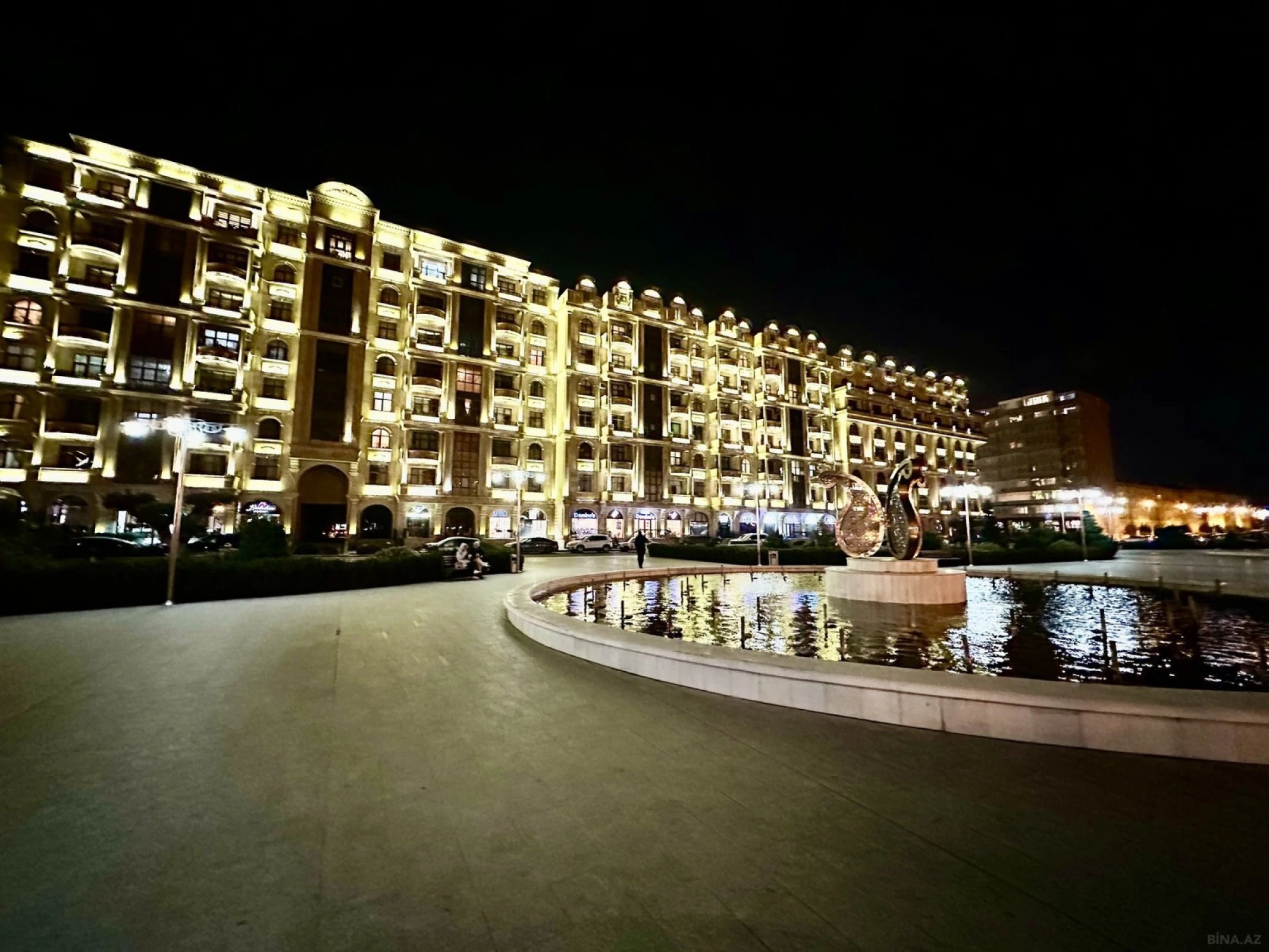 Satılır 2 otaqlı mənzil 85 m²