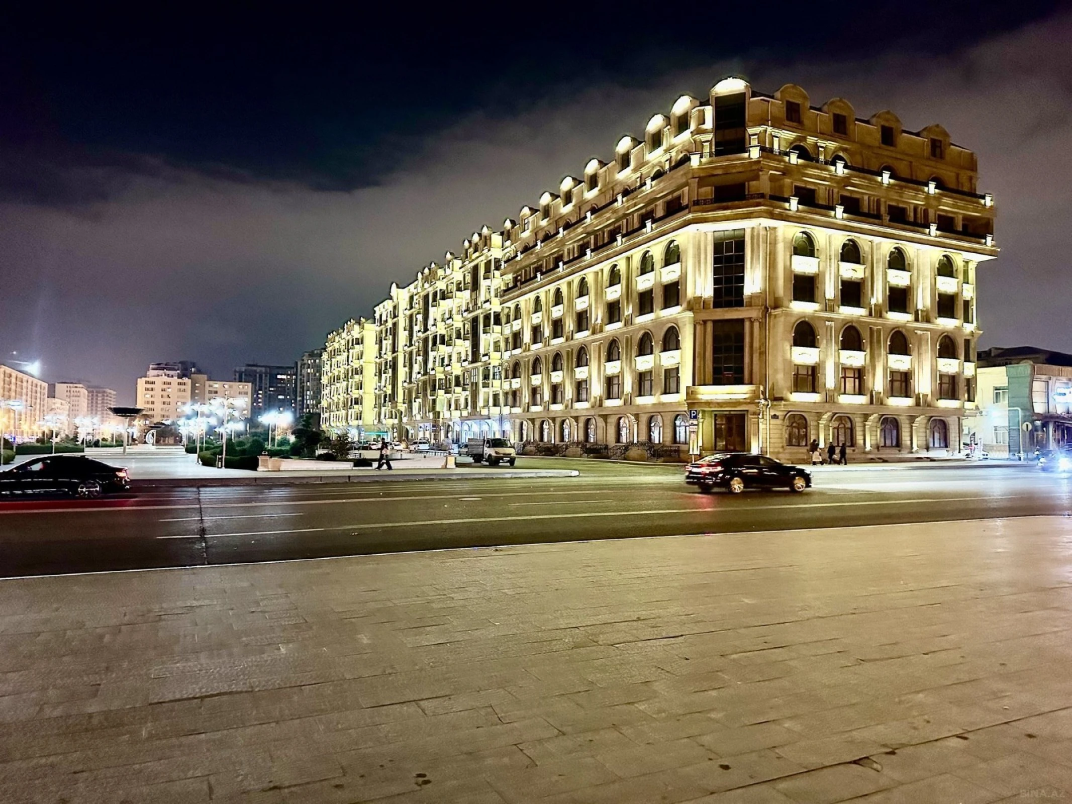 Satılır 2 otaqlı mənzil 85 m²