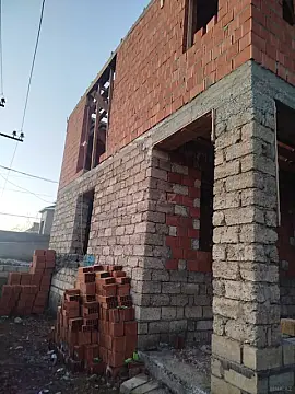 Satılır 6 otaqlı həyət evi 195 m²