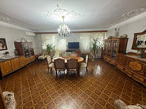 Satılır 5 otaqlı mənzil 120 m² — Bakı, Nəsimi 5 otaq 120.00 m²