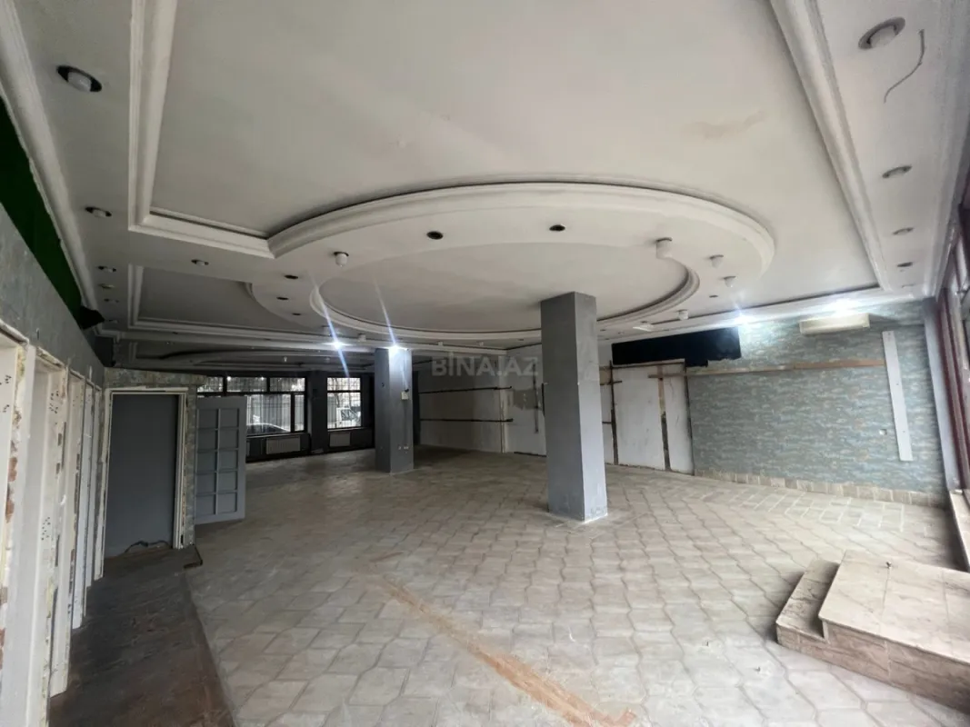 Kirayə verilir obyekt 180 m²