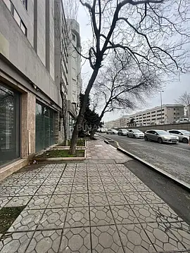 Kirayə verilir obyekt 180 m²
