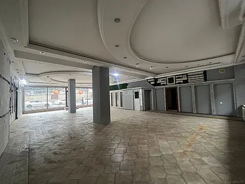 Kirayə verilir obyekt 180 m²