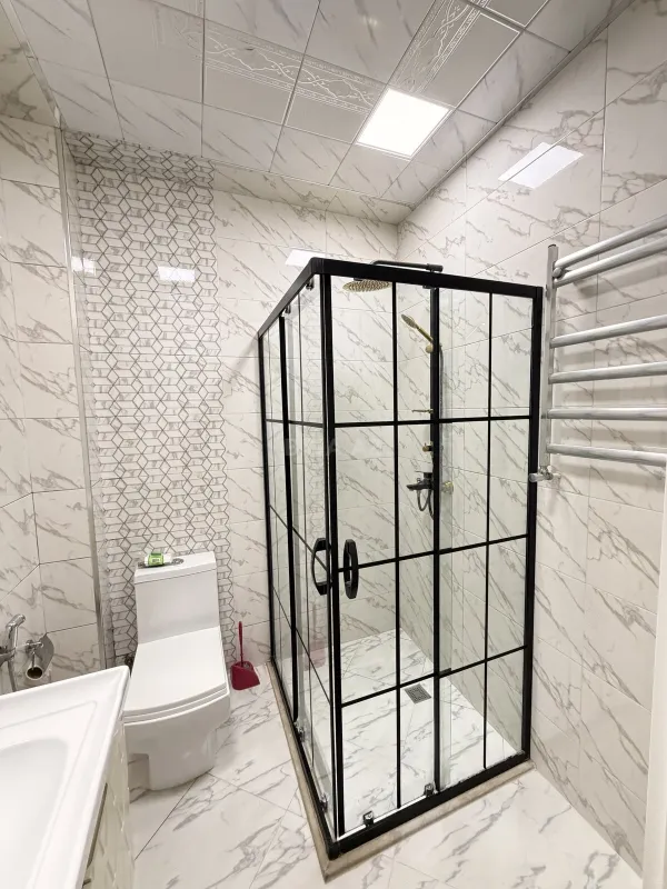 Kirayə verilir 2 otaqlı mənzil 60 m²