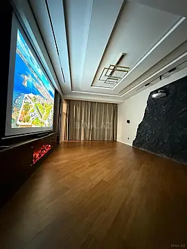 Satılır 4 otaqlı mənzil 200 m²