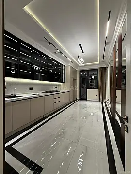 Satılır 4 otaqlı mənzil 200 m²