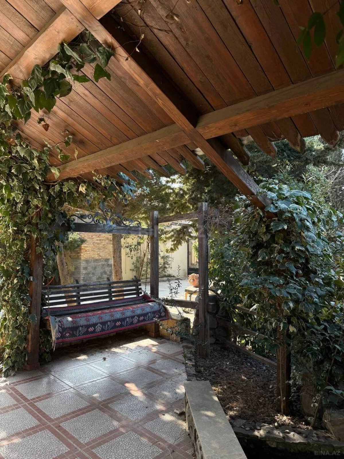 Satılır 4 otaqlı həyət evi 120 m²