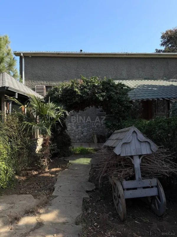 Satılır 4 otaqlı həyət evi 120 m²